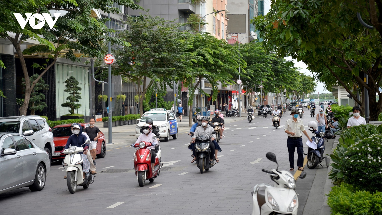 Cấm xe lưu thông vào phố đi bộ Nguyễn Huệ trong 3 đêm liên tiếp